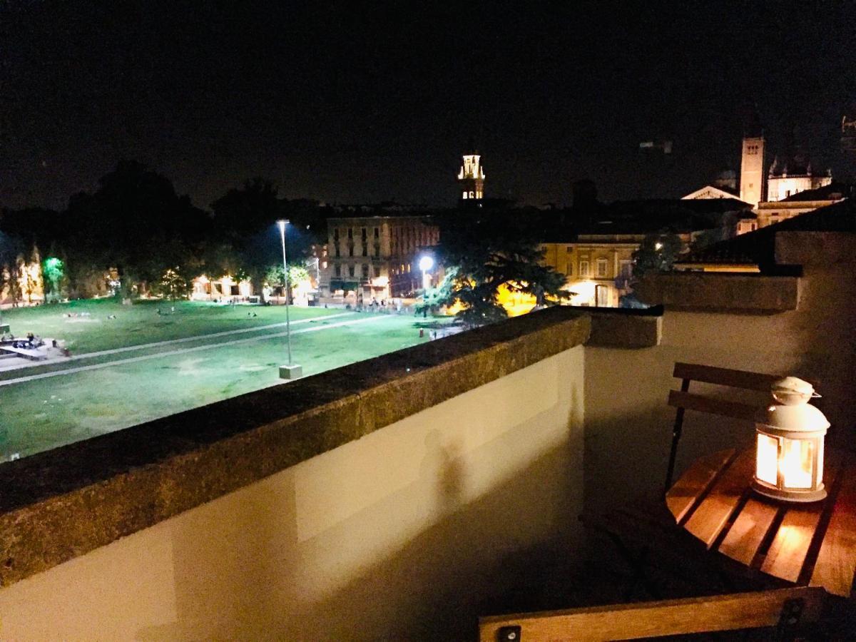 Ferienwohnung Pilotta'S Balcony Parma Exterior foto